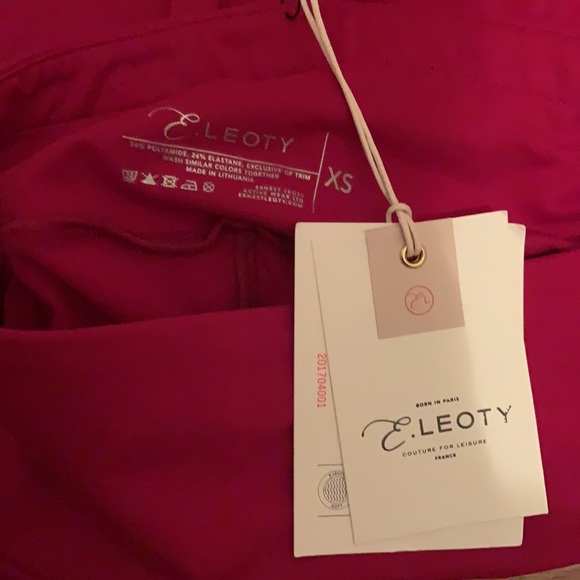 NWT E. Leoty full length red stretchy leggings tights running size extra small - Picture 4 of 6